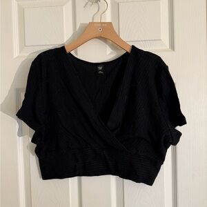 SHEIN Elegant Black Wrap Crop Top